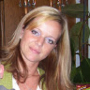 Meet your Posher, Debora